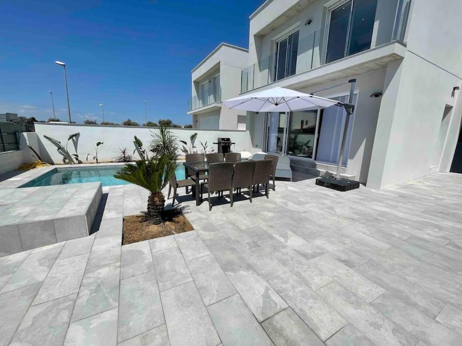 Belle Villa Contemporaine Piscine Privee Empuriabrava Dış mekan fotoğraf