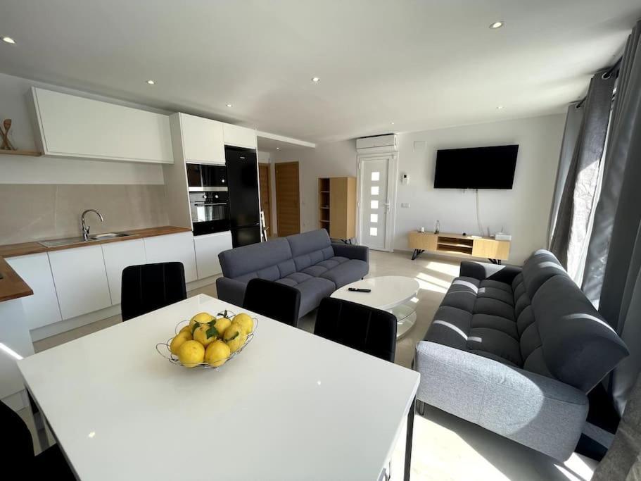 Belle Villa Contemporaine Piscine Privee Empuriabrava Dış mekan fotoğraf